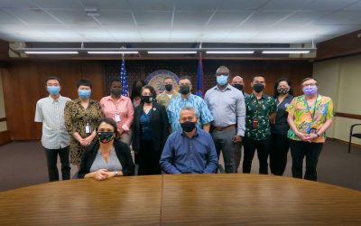 Governor Meets with CDC Officials